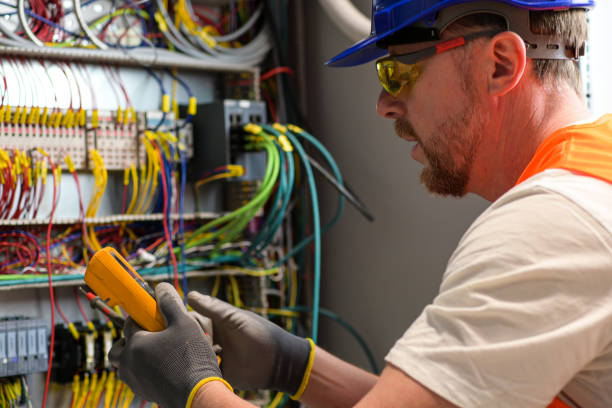 Best Affordable Emergency Electrician  in Hemlock Farms, PA